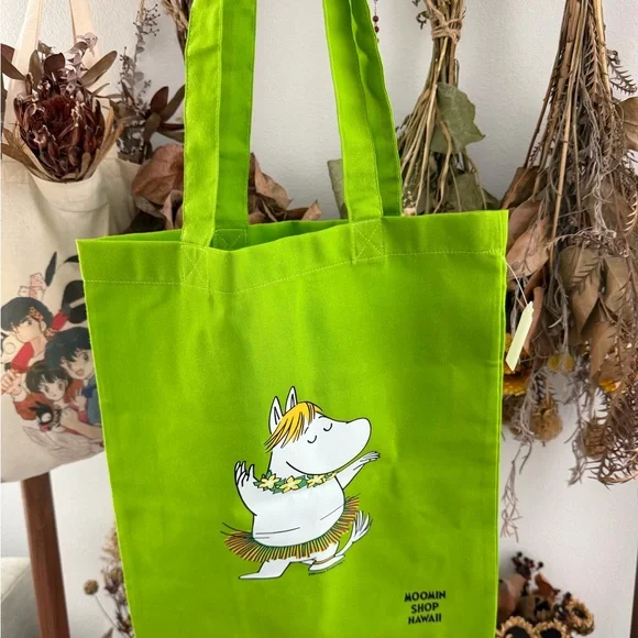 Moomin Shop Hawaii Green Tote Bag - Picture 4 of 4